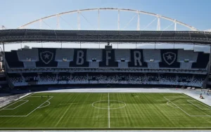 Pela 18ª rodada do Campeonato Brasileiro, o Botafogo perdeu por 2 a 0 para o Cruzeiro, viu sua invencibilidade em casa ruir e, de quebra, amargou a primeira derrota de Davide Ancelotti no comando da equipe.