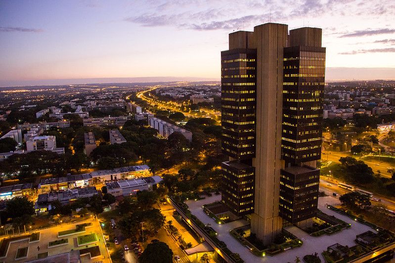 Banco Central mantém Selic em 15% ao ano em setembro